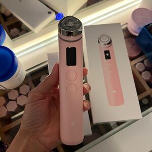 medicube Age-R Booster Pro Pink Skincare Device